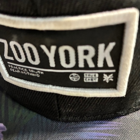 3 for $35 - Zoo York baseball cap - Picture 1 of 7